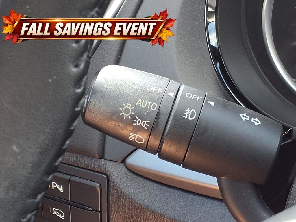 Certified Used 2022 Sonic Silver Metallic Mazda Touring image 17