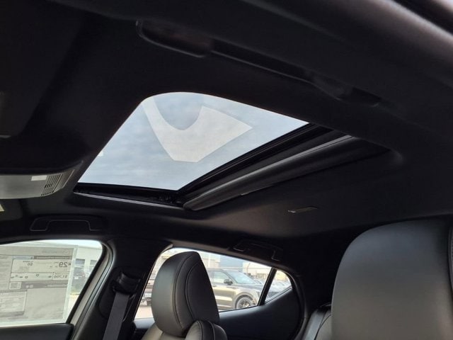 New 2026 Platinum Quartz Metallic Mazda 2.5 S Preferred image 4