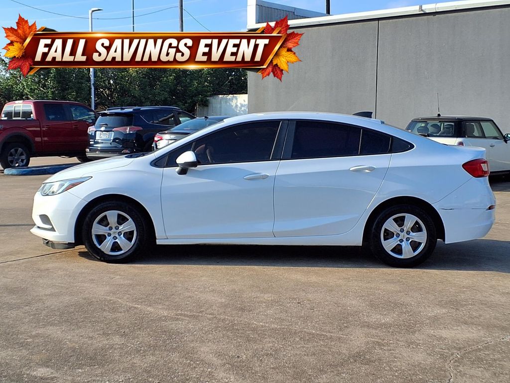 Used 2017 Summit White Chevrolet LS image 5