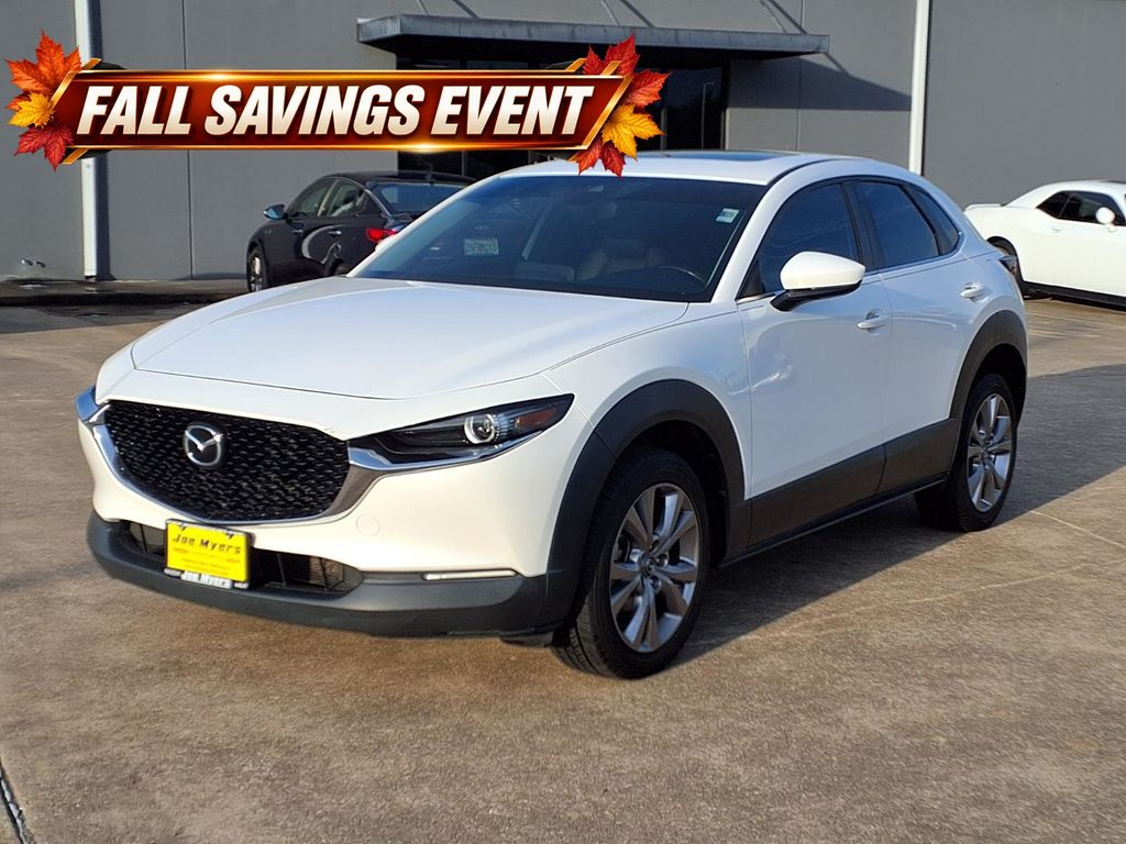 Used 2021 Snowflake White Pearl Mica Mazda Preferred image 3