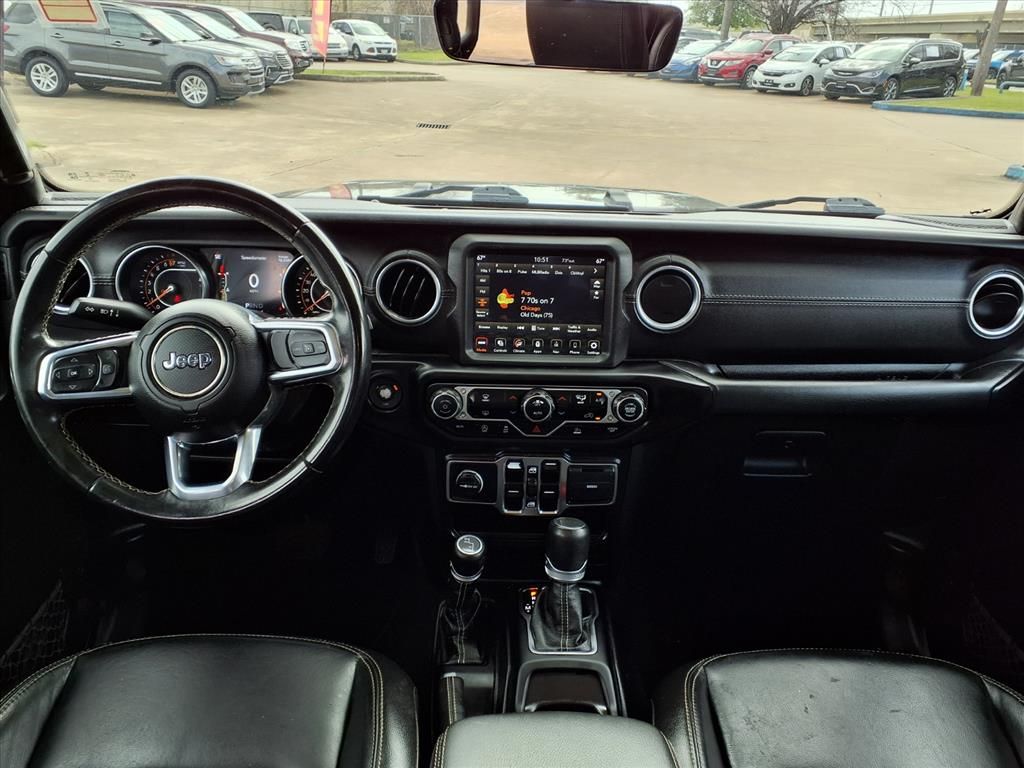 Used 2021 Granite Crystal Metallic Clearcoat Jeep Overland image 5