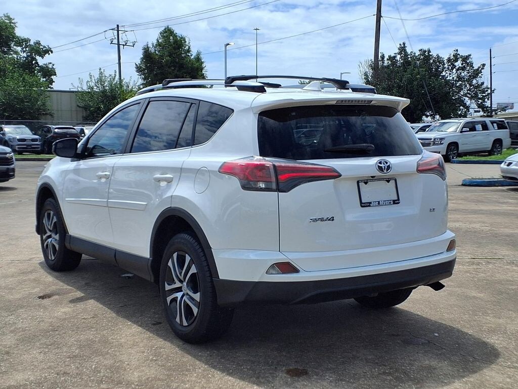 Used 2018 Toyota RAV4 LE SUV