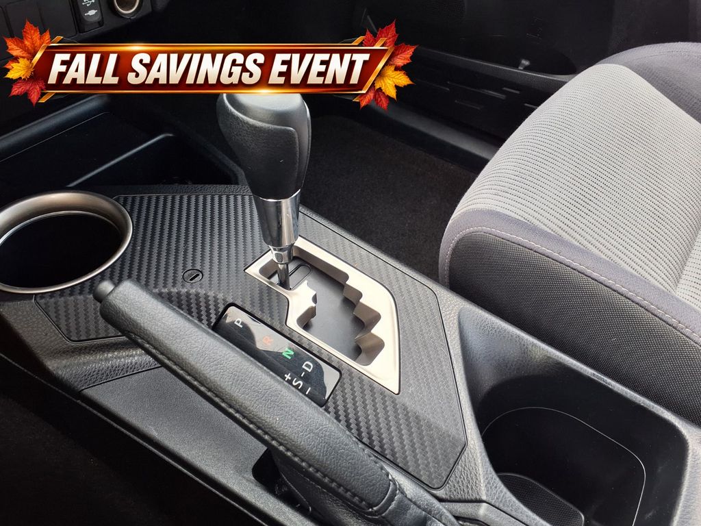 Used 2013 Classic Silver Metallic Toyota XLE image 20