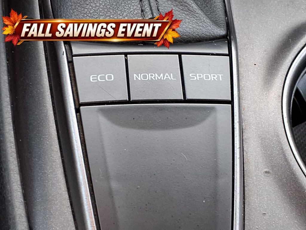 Used 2024 Ice Toyota SE image 21