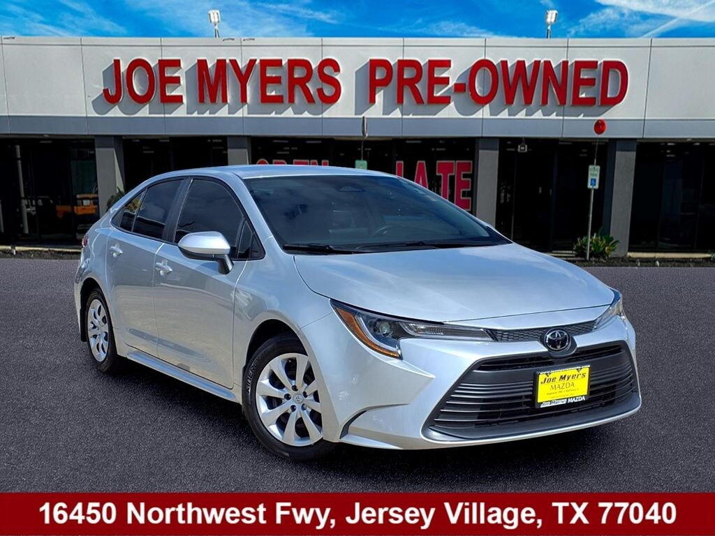 Used 2026 Toyota Corolla LE Sedan