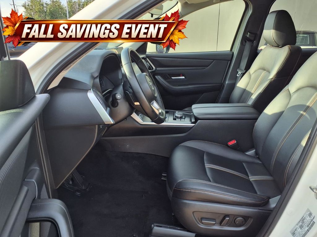Used 2025 Rhodium White Premium Mazda 3.3 Turbo Select image 10