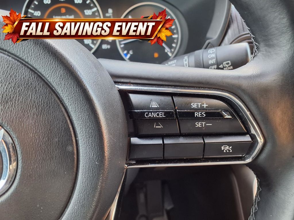 Used 2025 Rhodium White Premium Mazda 3.3 Turbo Select image 18