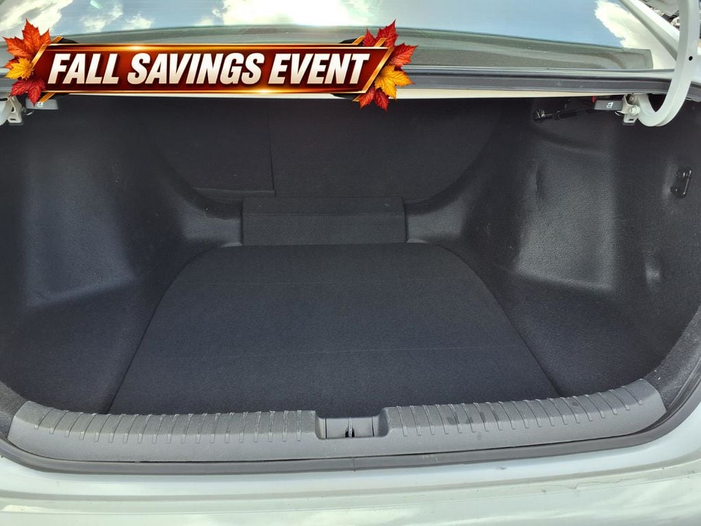 Used 2024  Honda EX-L image 13