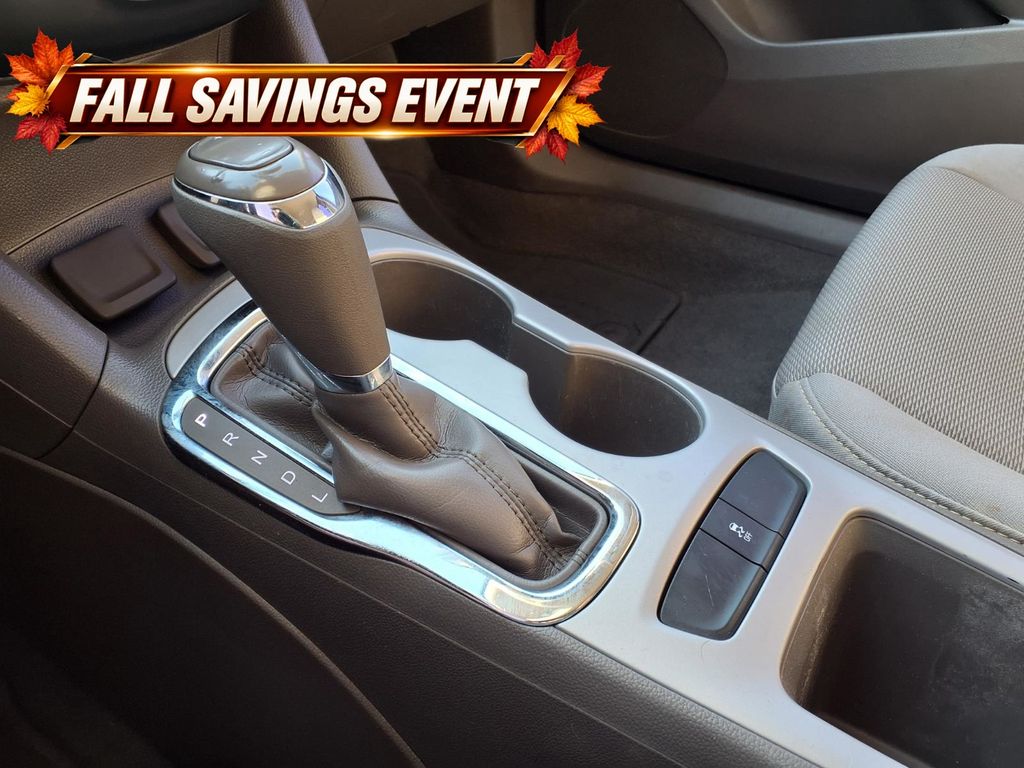 Used 2017 Summit White Chevrolet LS image 16