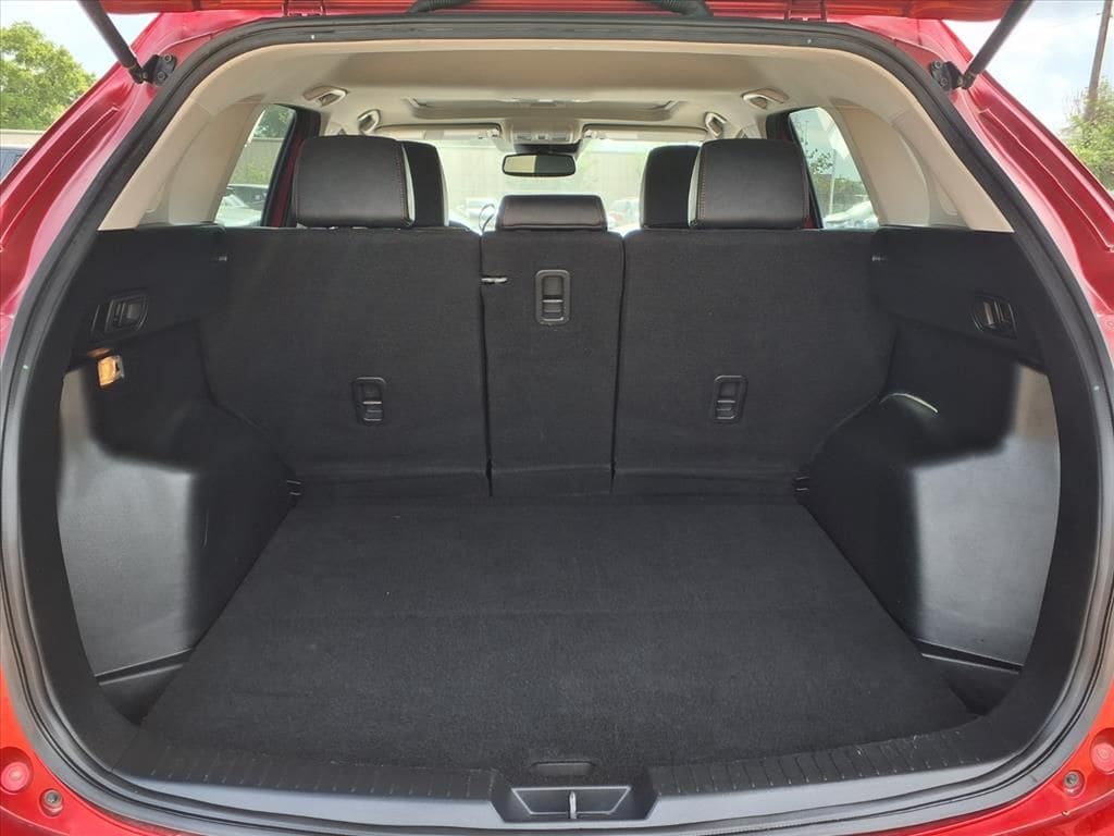 Used 2014 Red Metallic Mazda Grand Touring image 13