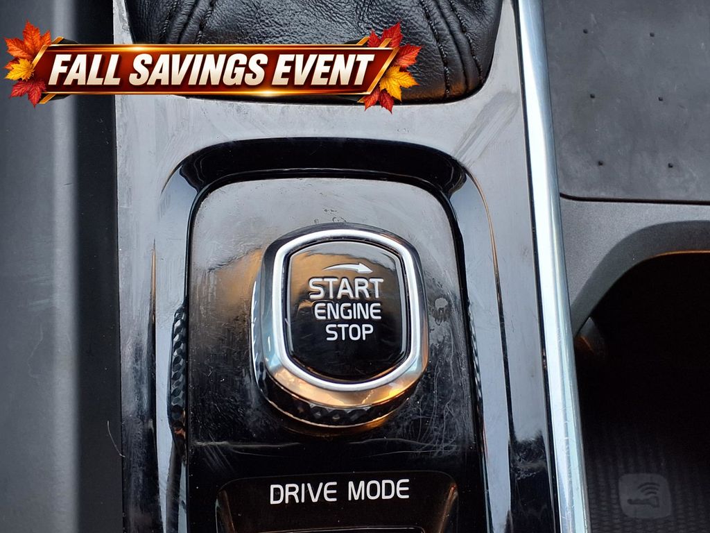 Used 2021 Crystal White Volvo T5 Inscription image 15