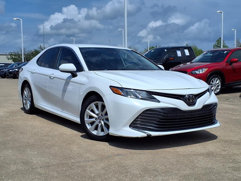 2020 Toyota Camry LE