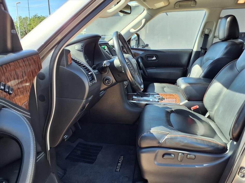 Used 2020 Gun Metallic Nissan SL image 11