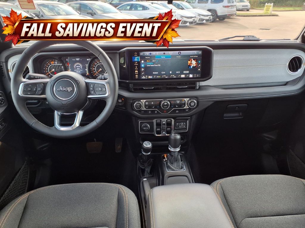 Used 2025 Black Clearcoat Jeep Sahara image 9
