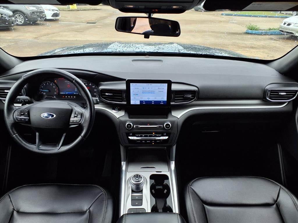 Used 2020 Blue Ford XLT image 18