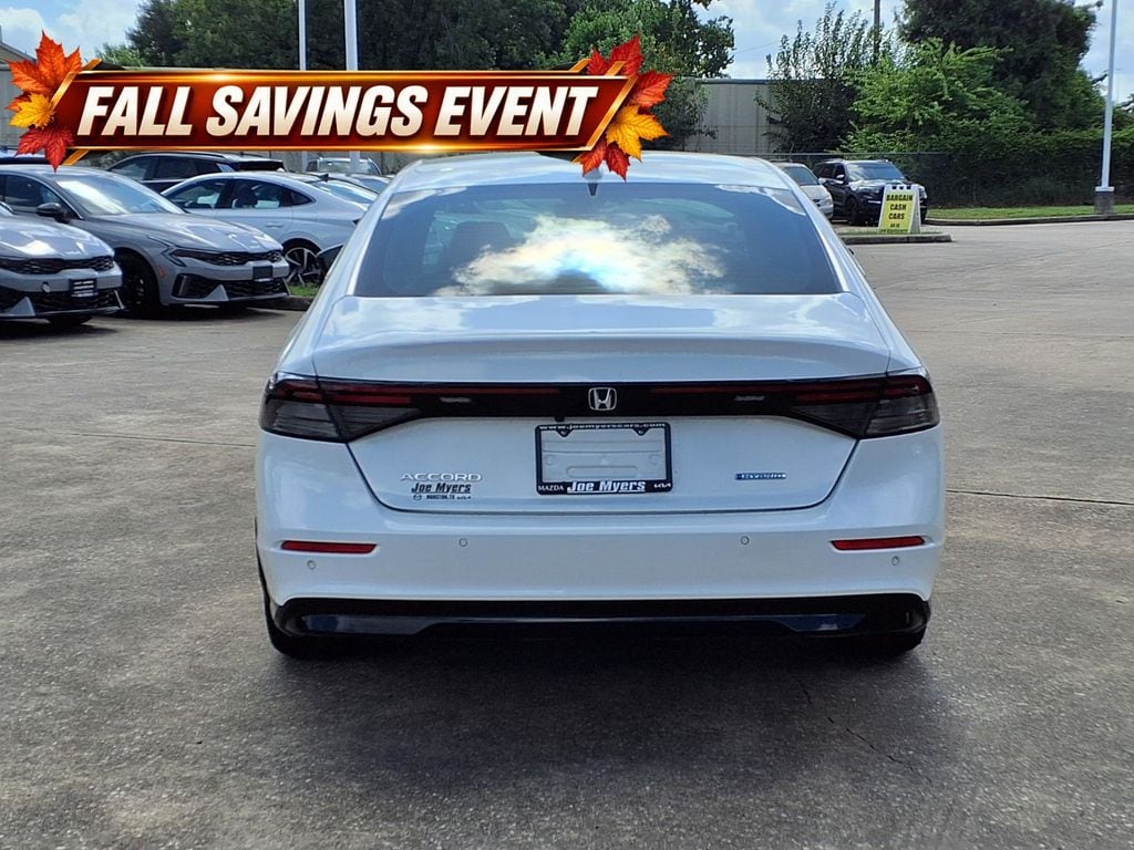 Used 2024  Honda EX-L image 8