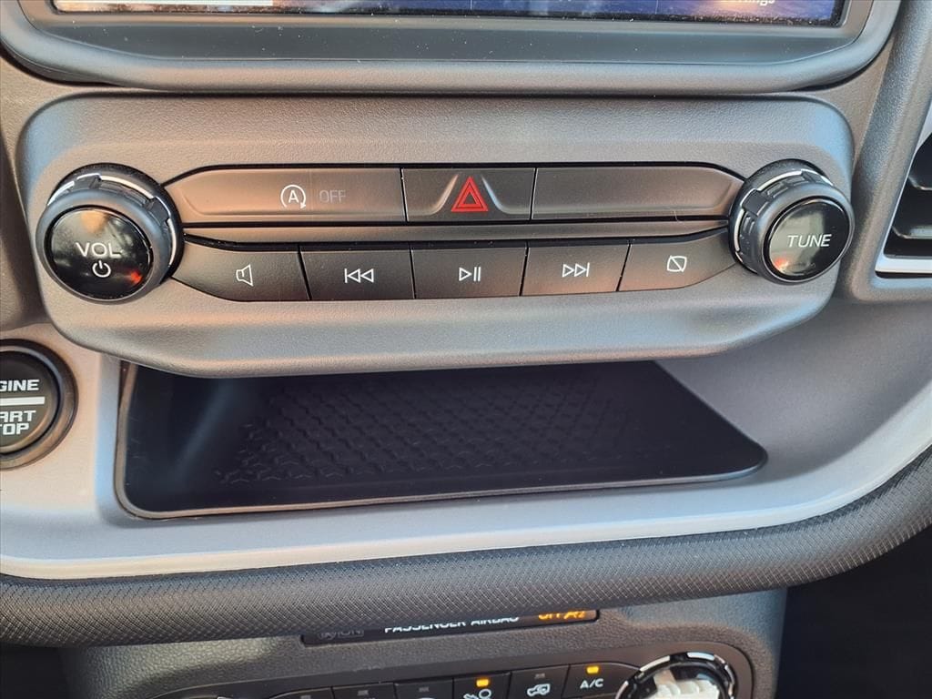 Used 2024 Desert Sand Ford Big Bend image 23