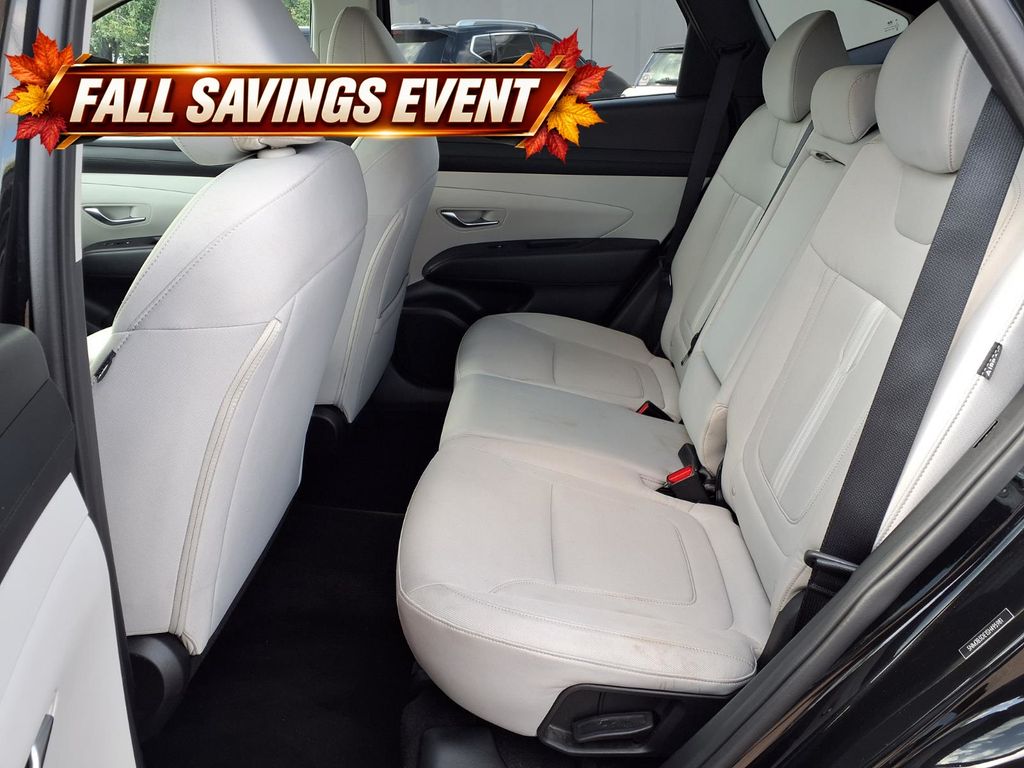 Used 2025 Phantom Black Hyundai SEL image 11