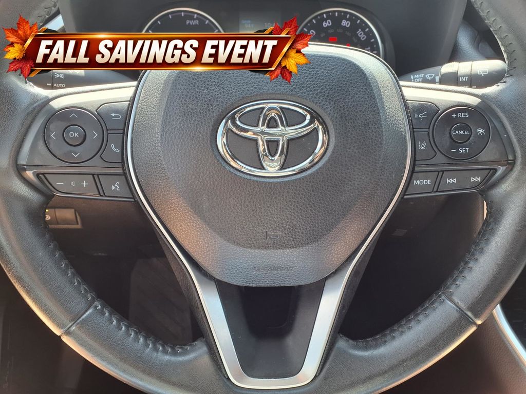Used 2022 Blizzard Pearl Toyota SE image 16