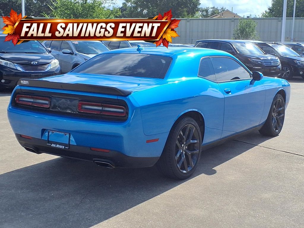 Used 2023 B5 Blue Pearlcoat Dodge SXT image 4