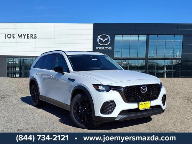 2026 Mazda CX-70 Preferred Package's photo