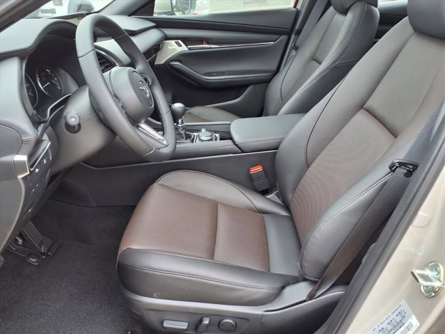 New 2026 Platinum Quartz Metallic Mazda 2.5 S Premium image 4