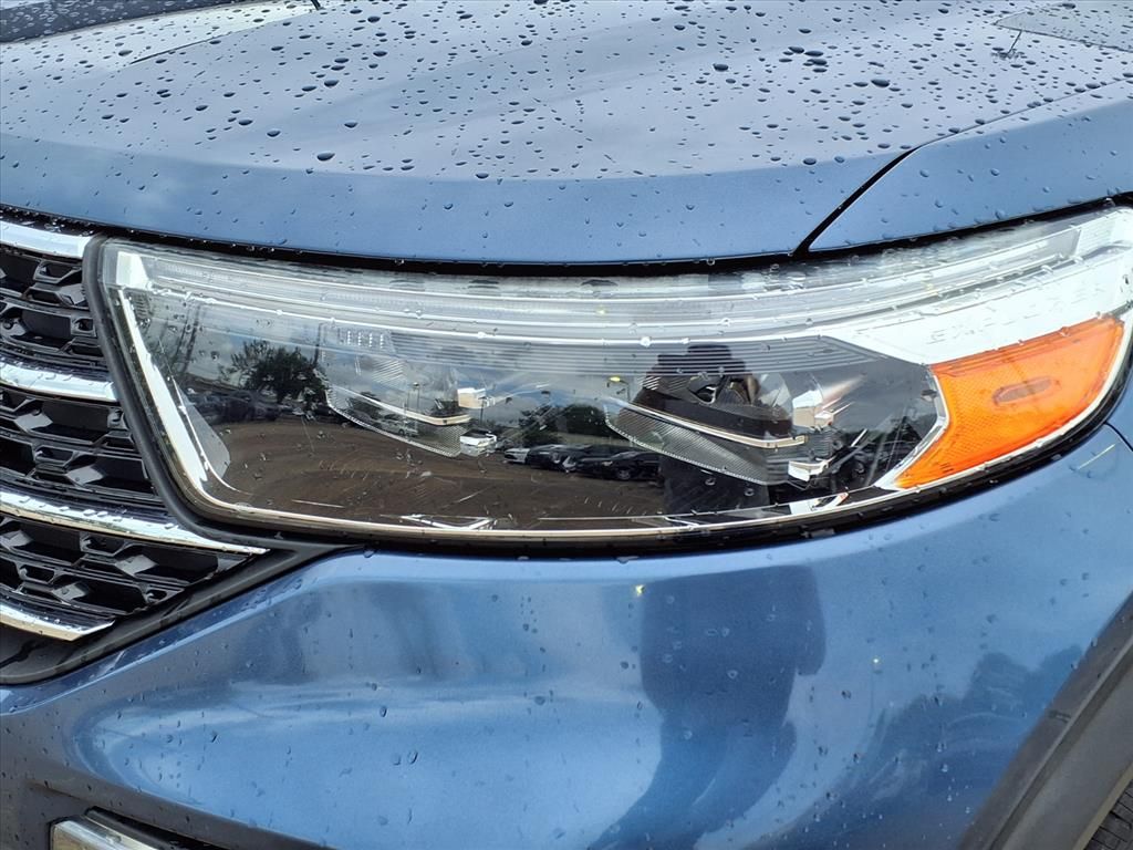 Used 2020 Blue Ford XLT image 9