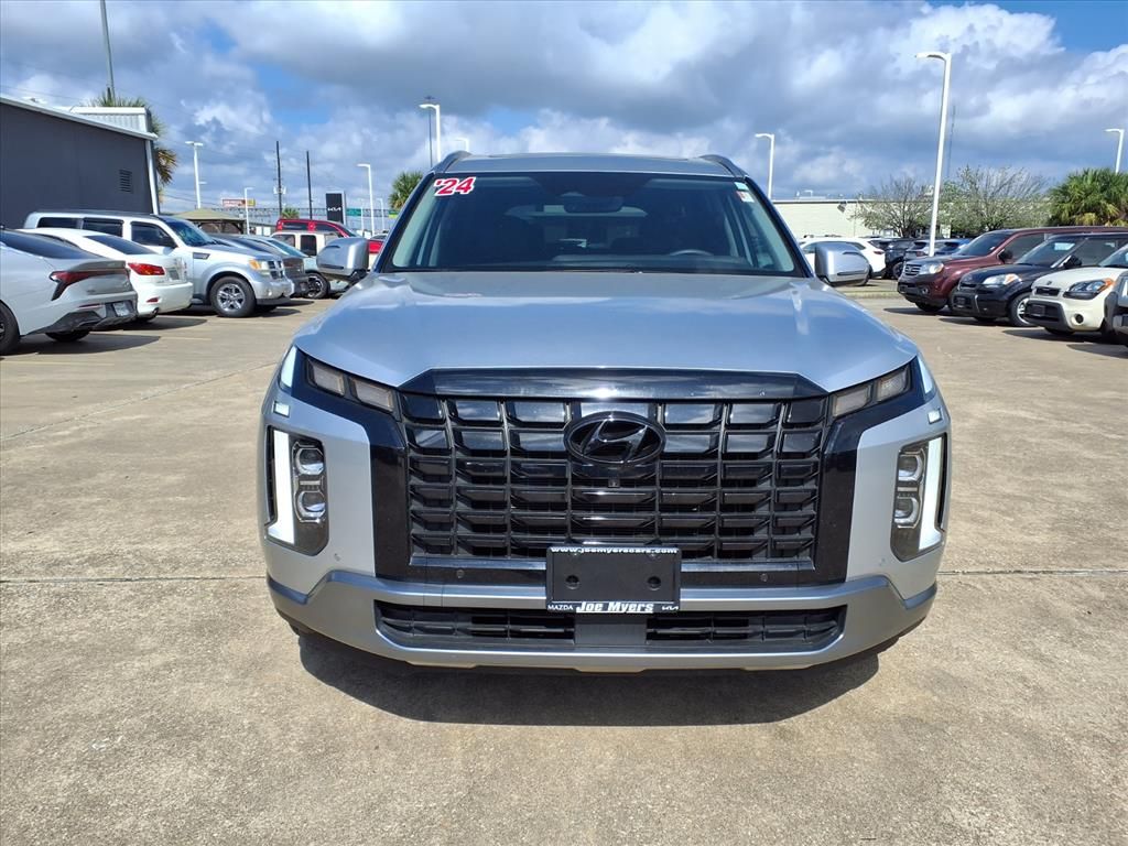Used 2024 Typhoon Silver Hyundai SEL image 7