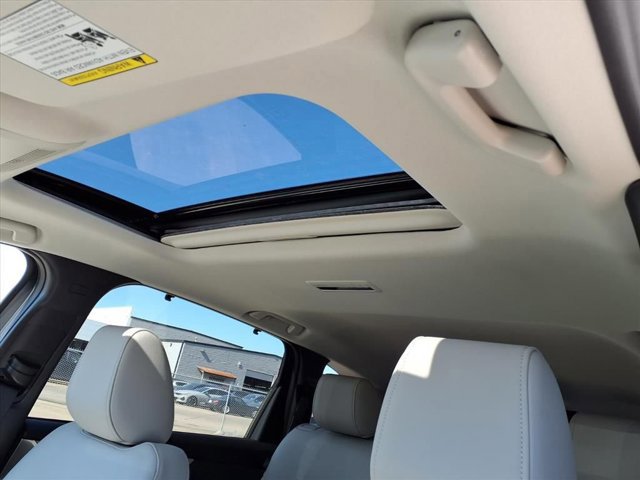 New 2026 Rhodium White Premium Mazda Preferred AWD image 4