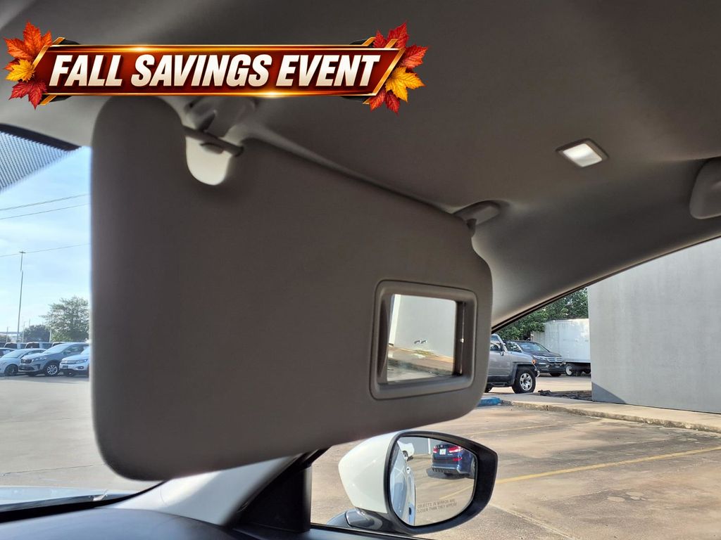 Used 2025 Rhodium White Premium Mazda 3.3 Turbo Select image 27