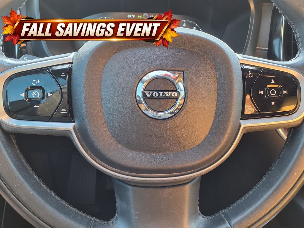 Used 2021 Crystal White Volvo T5 Inscription image 19