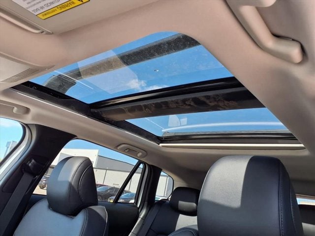 New 2026 Wind Chill Pearl Mazda Premium Plus AWD image 4