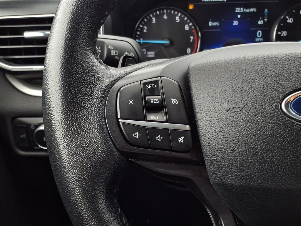 Used 2020 Blue Ford XLT image 23