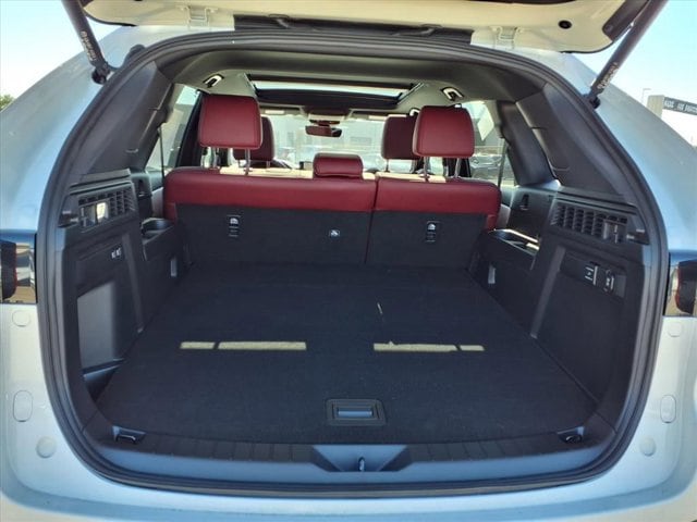 New 2026 Rhodium White Premium Mazda 3.3 Turbo Premium Plus AWD image 15