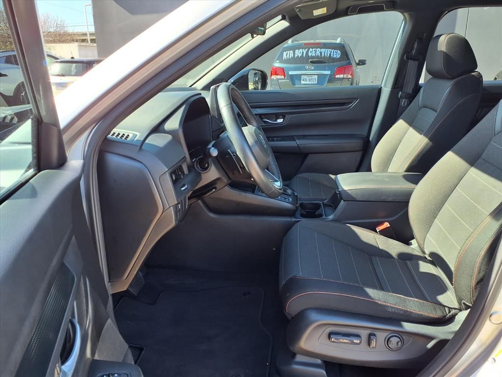 Used 2023  Honda Sport image 11