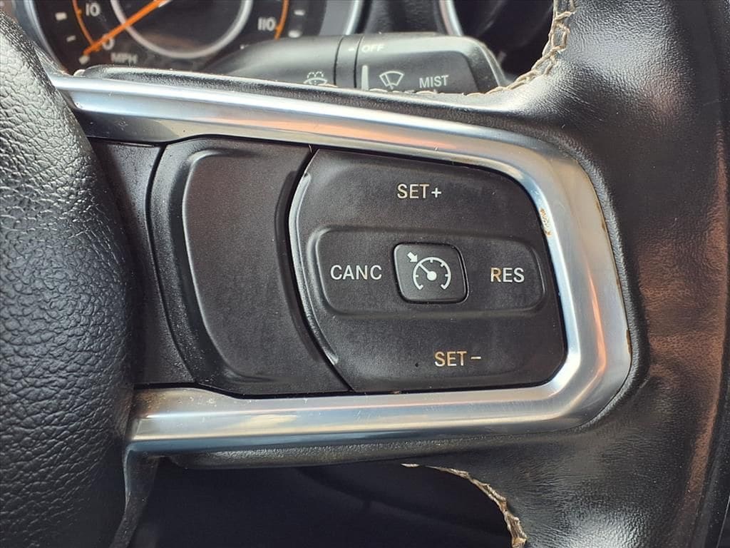 Used 2021 Granite Crystal Metallic Clearcoat Jeep Overland image 16