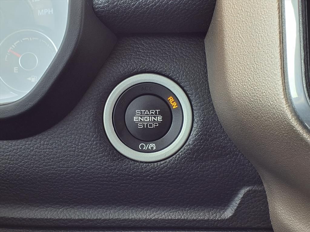 Used 2019 Maximum Steel Metallic Clearcoat Ram Laramie image 25