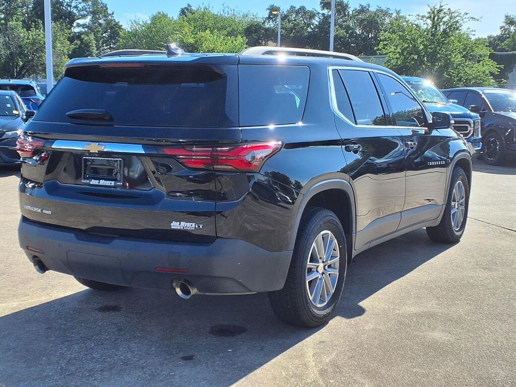 Used 2022 Chevrolet Traverse LT Leather SUV