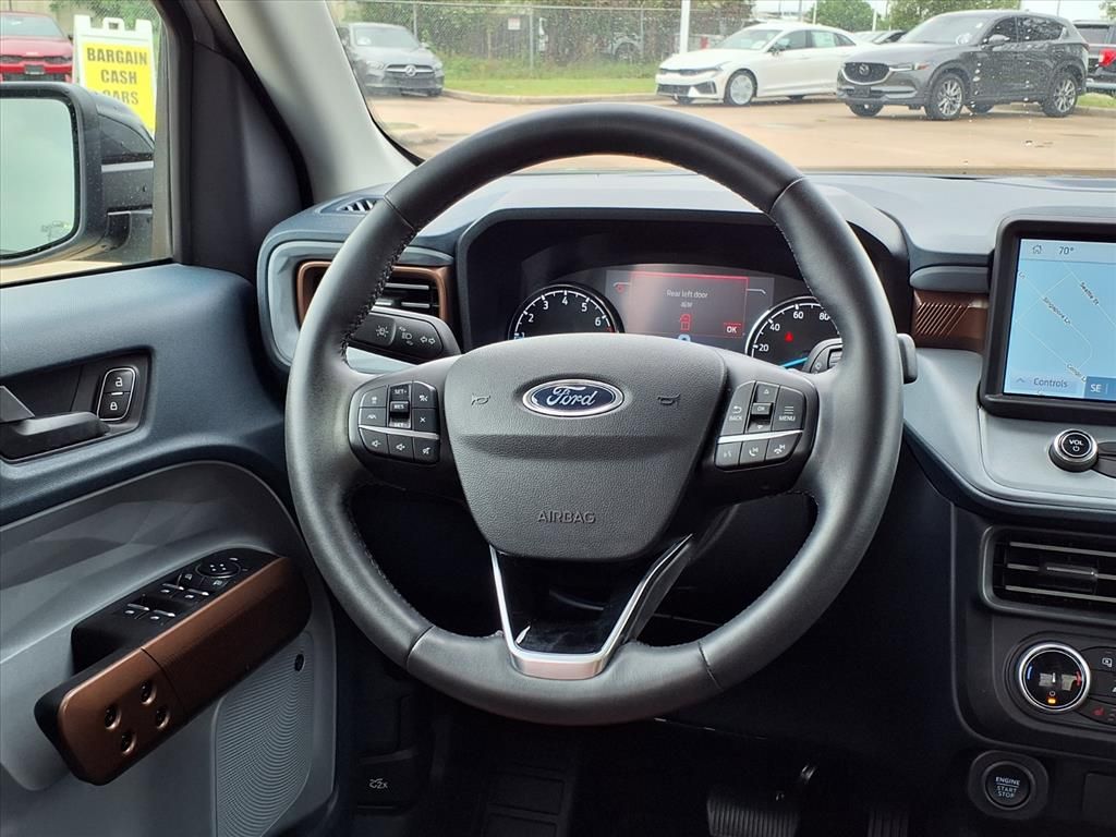 Used 2024 Cactus Gray Ford Lariat image 17