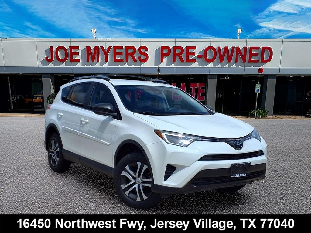 Used 2018 Toyota RAV4 LE SUV