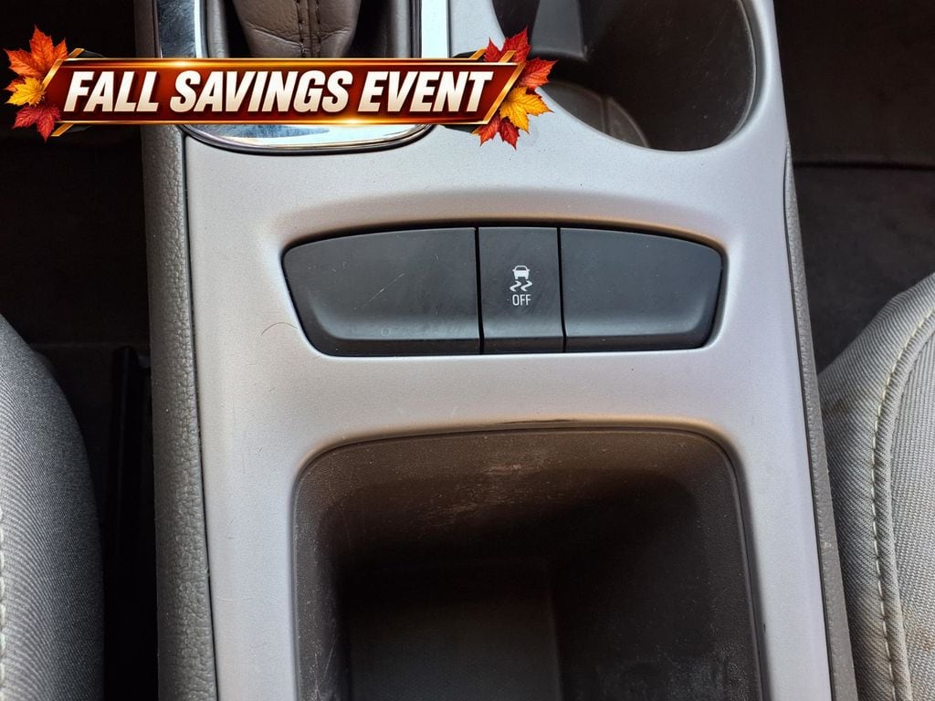 Used 2017 Summit White Chevrolet LS image 18