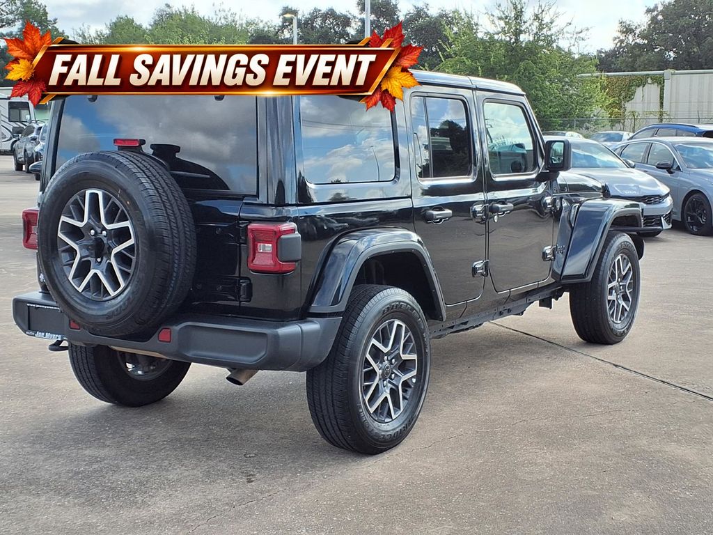Used 2025 Black Clearcoat Jeep Sahara image 4