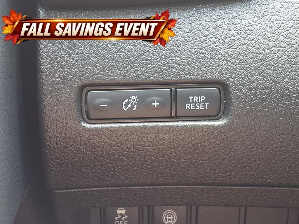 Used 2022 Scarlet Ember Pearl Metallic Nissan SV image 24