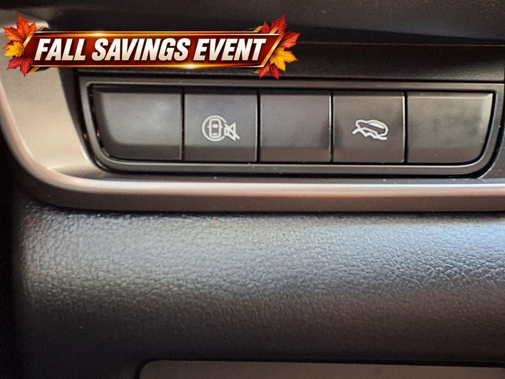 Used 2025 Snowflake White Pearl Mica Mazda 2.5 S image 22
