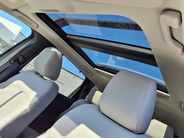 New 2026 Platinum Quartz Metallic Mazda 3.3 Turbo Premium Sport AWD image 5