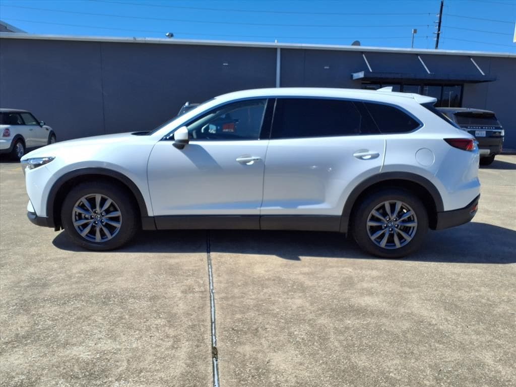 Used 2022 Snowflake White Pearl Mica Mazda Touring image 5