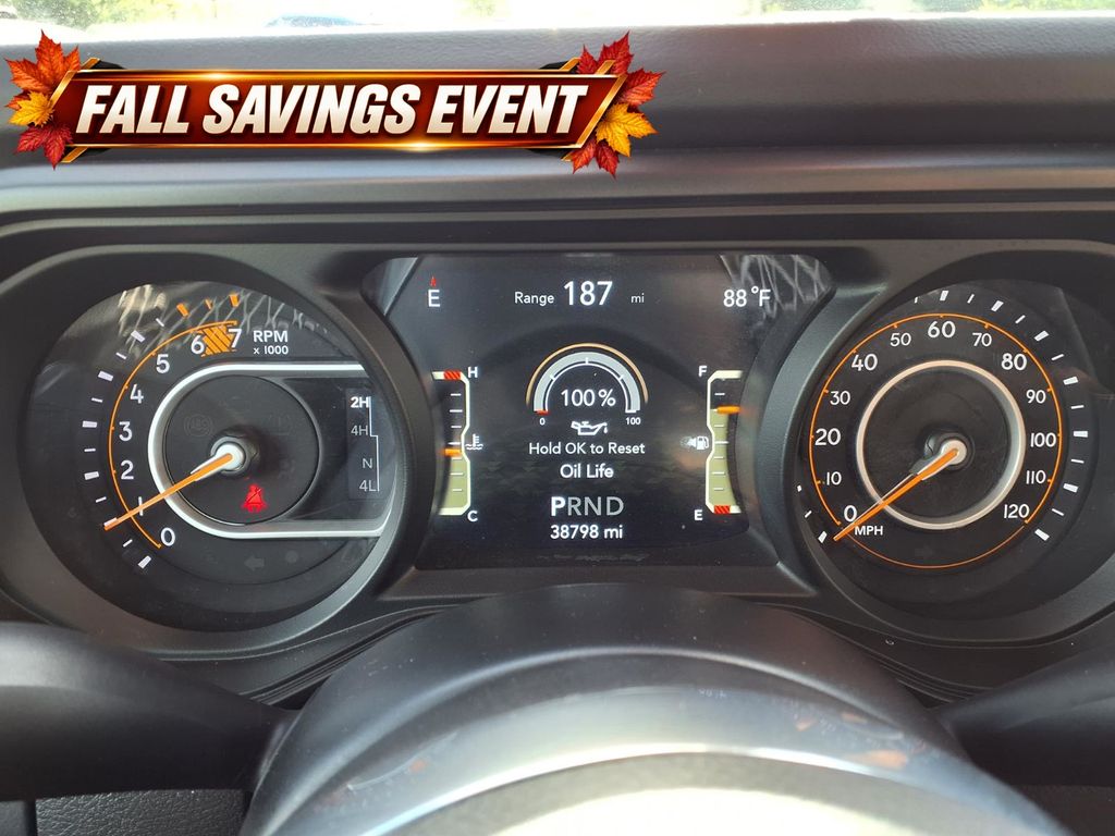 Used 2025 Black Clearcoat Jeep Sahara image 30