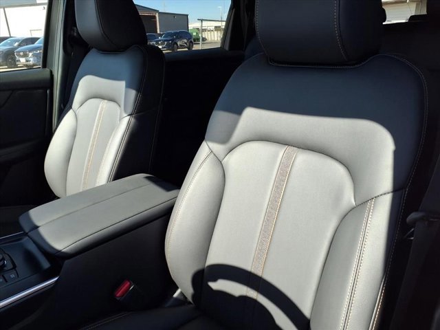 New 2026 Rhodium White Premium Mazda 3.3 Turbo Select AWD image 5