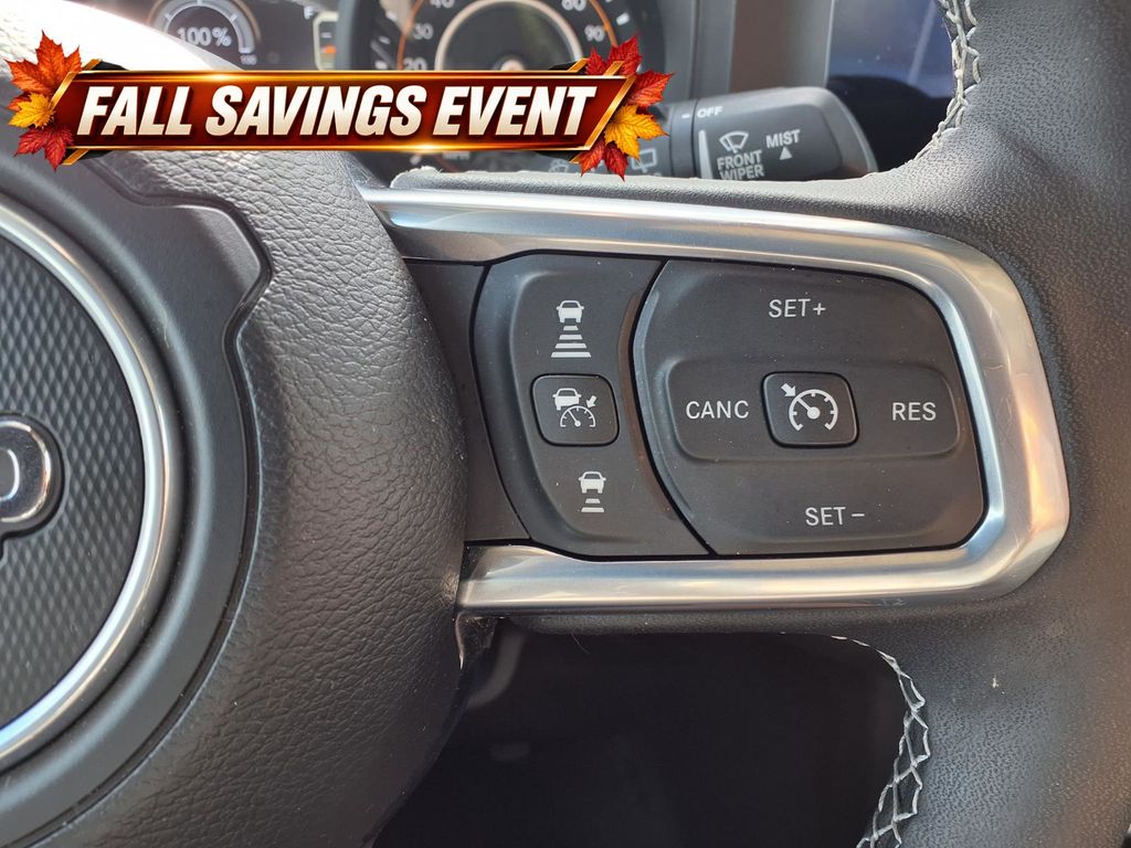 Used 2025 Black Clearcoat Jeep Sahara image 19