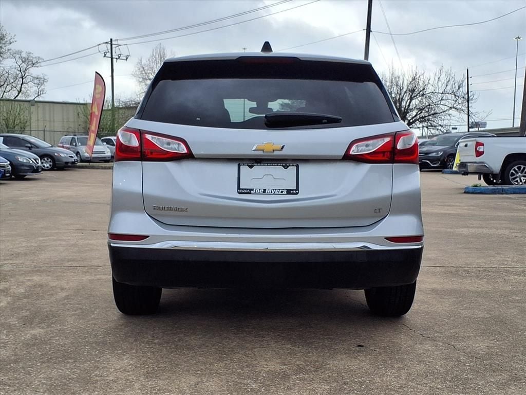 Used 2020 Silver Ice Metallic Chevrolet LT image 6